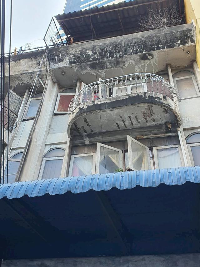 ขายตึกแถว 3.5 ชั้น ซอยรามคำแหง 65 (ซอยมหาดไทย) ราคาพิเศษเพียง 3.6 ล้านบาท (N.1804) 3