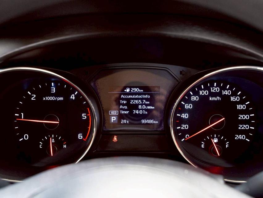 Kia Carnival 2.2 LX ปีจด 2021 ♨️ ประกันเครื่องเกียร์ 3 ปี 30,000 km. ♨️ 17