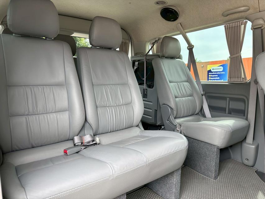 รหัสรถ PAT7997 TOYOTA VENTURY 2.7V ปี2011 12