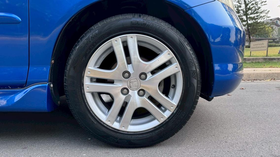 รหัสรถ TPV316 🎊 Honda Jazz 1.5 GD 🎊 2004 รูปที่ 6