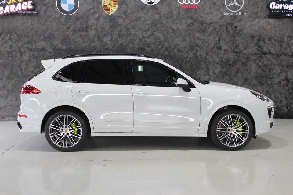 รหัสรถ JRS8118 เข้าใหม่กับ Porsche Cayenne SE Hybrid 2016 10