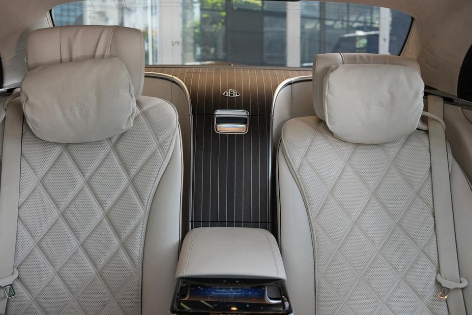 Mercedes-Maybach S580e 2024 รถศูนย์ Benz Thailand Warranty ศูนย์ยังเหลือ รูปที่ 16