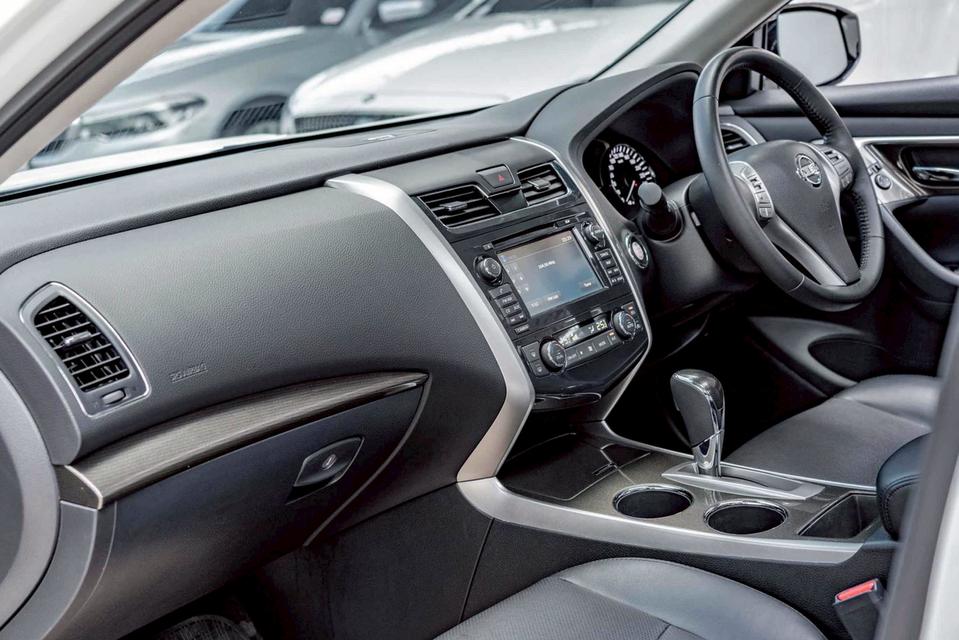 รหัสรถ NP7379 NISSAN TEANA 2.5XV SUNROOF 2019 12