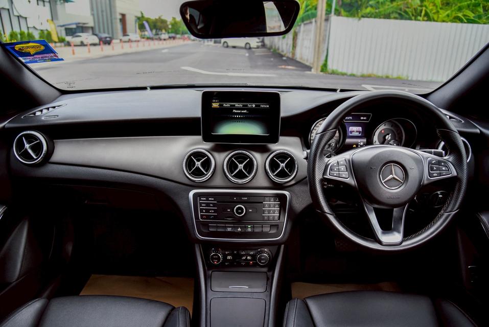 รหัสรถ CBL7248 Mercedes-Benz CLA200 1.6 AT 2016 10