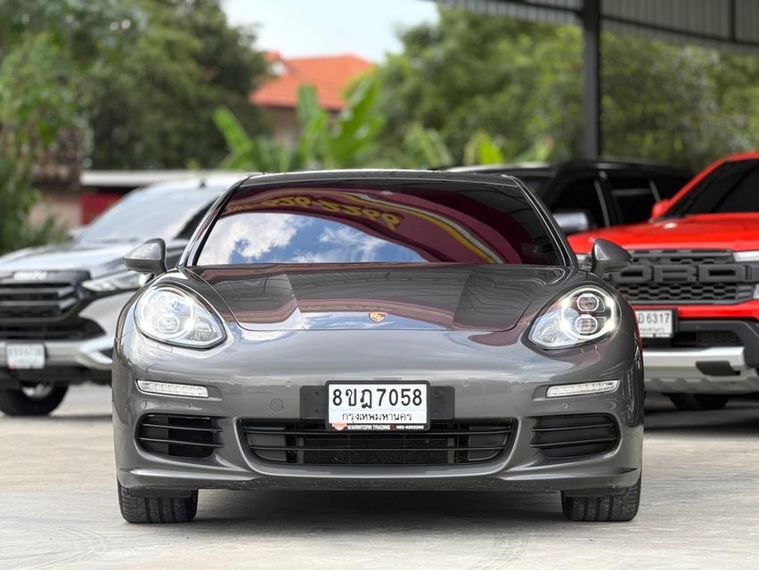 Porsche Panamera 3.0 Hybrid ปี 2016