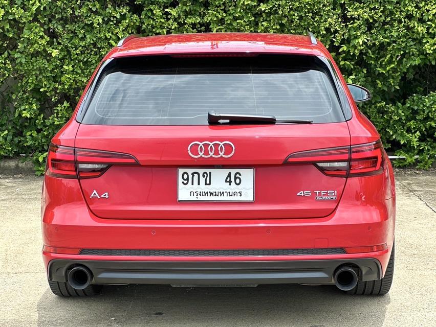 Audi A4 Avant 45 TFSI Quattro Line Black Edition ปี 2018 9