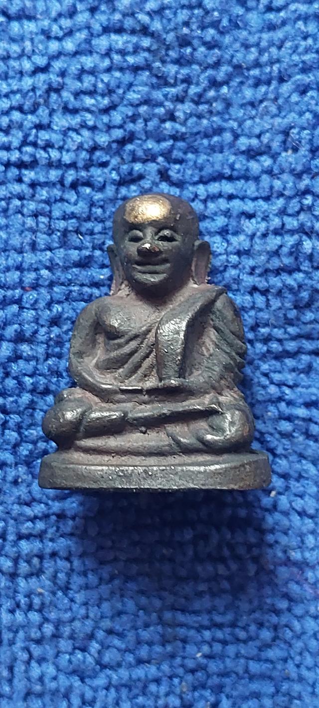 หลวงพ่อเงิน รุ่น มหามงคล หน้าทอง ปี 2554