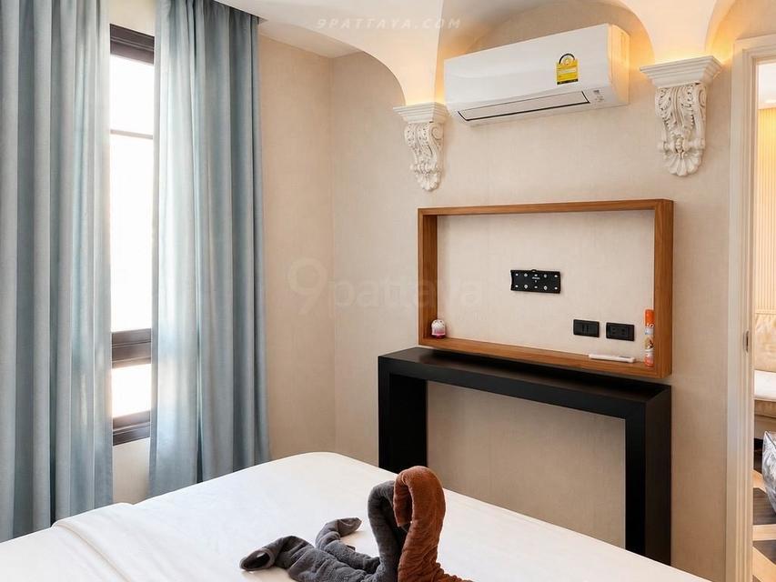For Rent — Pool View Condo at Espana Condo Resort PattayaBeautiful condo for rent at Espana Condo Resort Pattaya. The unit has a pool view, good room 5