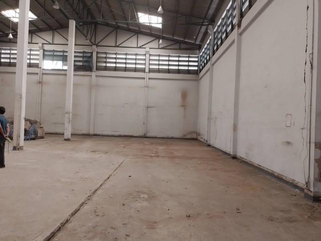 ให้เช่าโกดัง437 ตร.ม.เหมาะสำหรับยิมฟิตเนสโชว์รูมสินค้าร้านอาหารขนาดใหญ่ย่านแจ้งวัฒนะหลักสี่ ใกล้MRT ศูนย์ราชการ MRT แจ้งวัฒนะ 14 ผังเมืองสีแดง 12