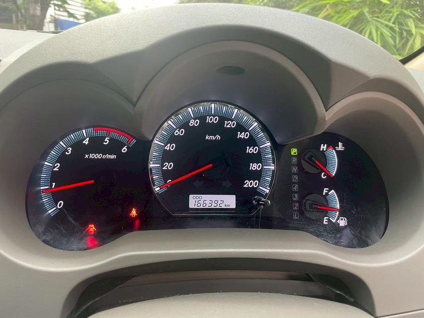 2013 Toyota Fortuner 3.0 v 4x4 14