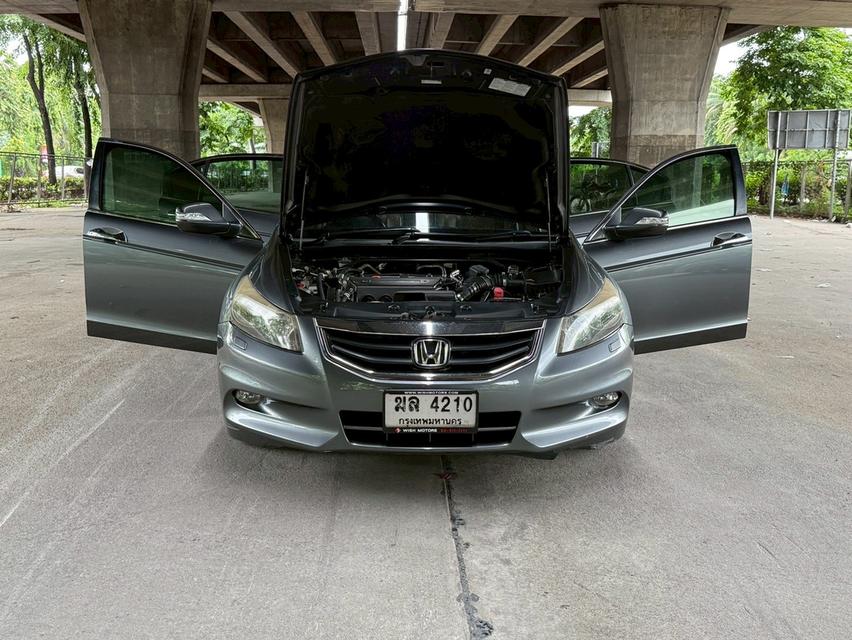 ขายรถ Honda Accord 2.4JP CBU ปี 2012 สีเทา เกียร์ออโต้ 16