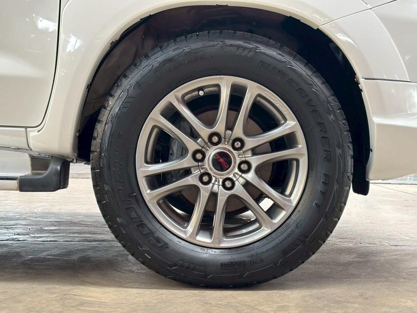 TOYOTA FORTUNER 3.0 TRD Sportivo II 4WD ปี 2010 13