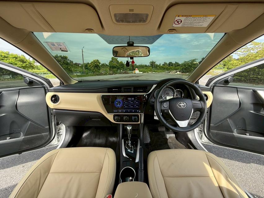 TOYOTA ALTIS 1.6 G Sedan AT 2018 8