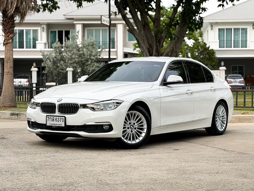 รหัสรถ AVA6370 BMW 320d F30 LCI 💥ปี 2018💥