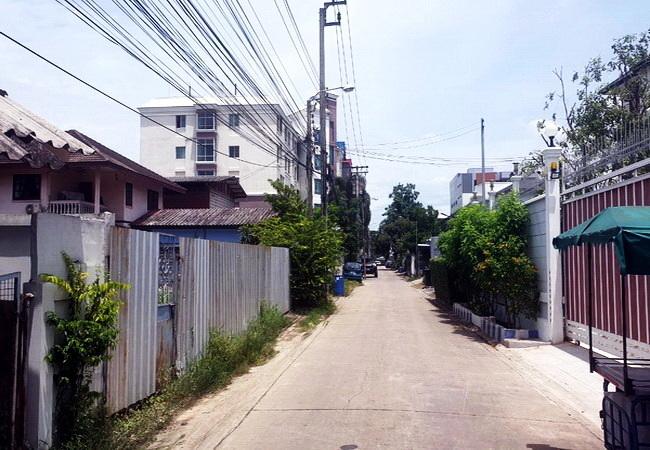 ขายที่ดิน ซอยลาดพร้าว 87 ถนนประดิษฐ์มนูธรรม เนื้อที่ 107 ตร.ว. ถมแล้ว 3