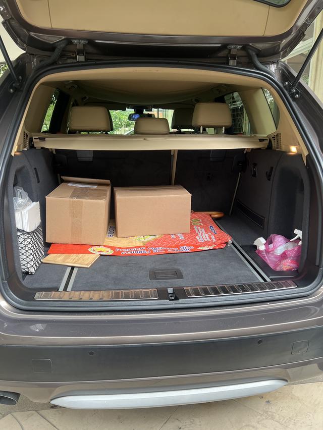 รถยนต์ BMW X3 ปี 2012 รถบ้าน ใช้มือเดียวตั้งแต่ออกป้ายแดง ไมล์ 71570 ใช้น้อบ เข้าศูนย์ BMW ตลอด ประกันชั้น 1 ยังเหลือ 10 เดือน เพิ่งเปลี่ยนช่วงล่าง 10