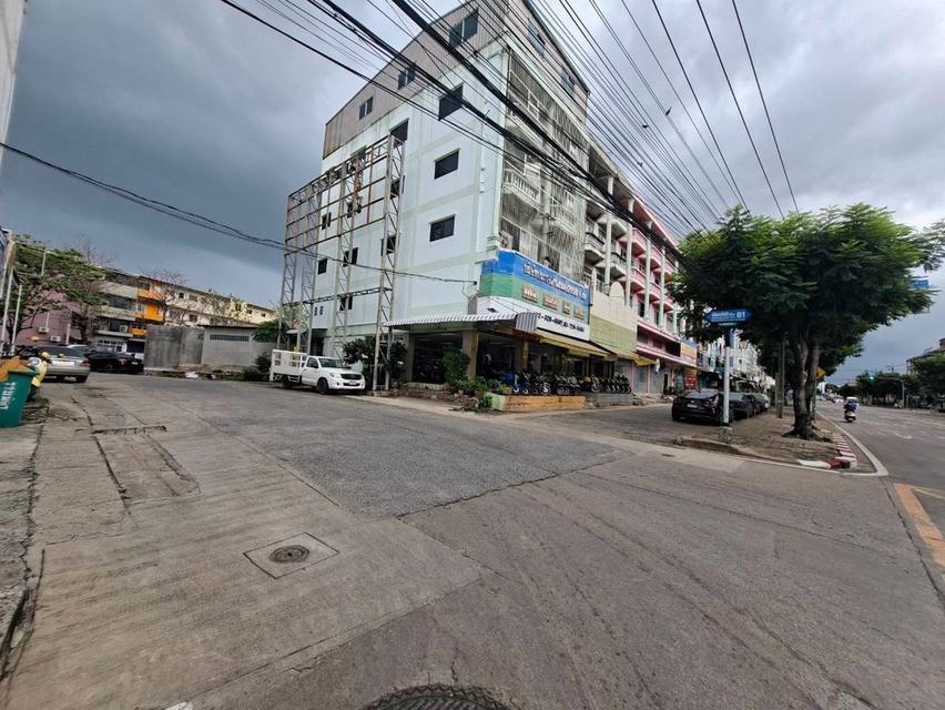 ขายอาคารพาณิชย์ 3 ชั้น หมู่บ้านฉัตรนคร ใกล้สำนักงานเขตประเวศ 3