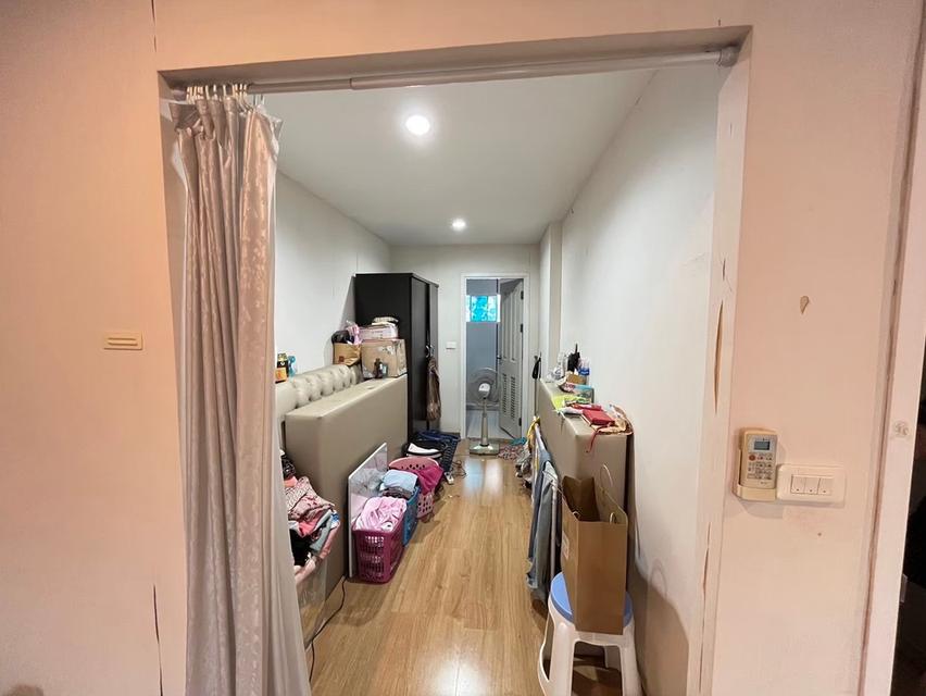 ทาวน์โฮม 3 ชั้น หมู่บ้านเดอะแพล้น นวมินทร์ 86 แขวงนวจันทร์ เขตบึงกุ่ม กทม. 10230