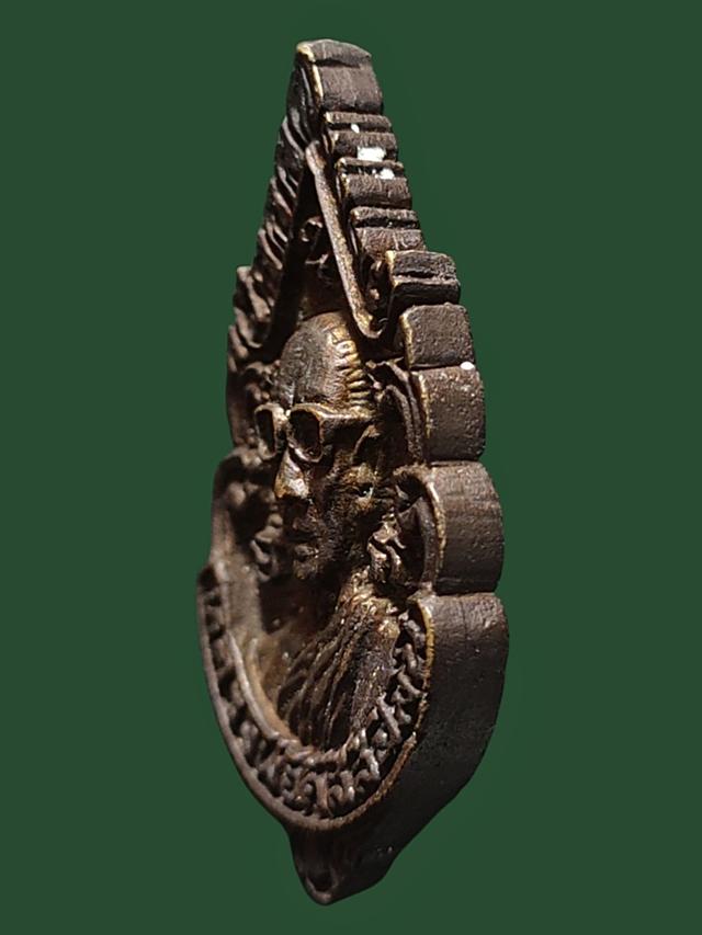 เหรียญหล่อ หลวงพ่อกัสสปมุนี วัดป่าละหานทราย 3