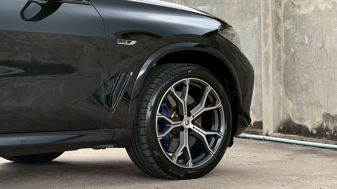 BMW X5 xDrive45e M Sport  รถออกสิ้นปี 2022  ไมล์ 43,xxx กม.  9
