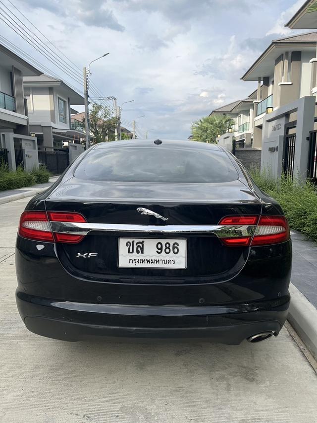 Jaguar สีดำ Xf 2.2 ปี 2012 6