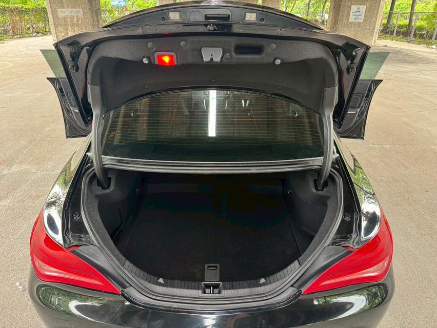 ขายด่วน! Mercedes-Benz CLA 180 W117 AT ปี 2016 17