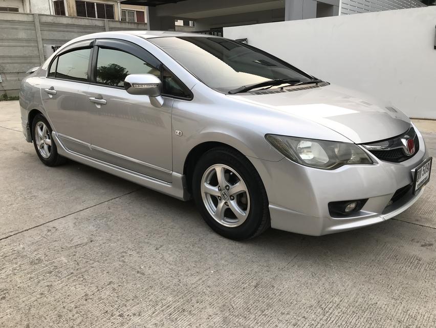 Honda Civic 1.8 S (AS) 2011