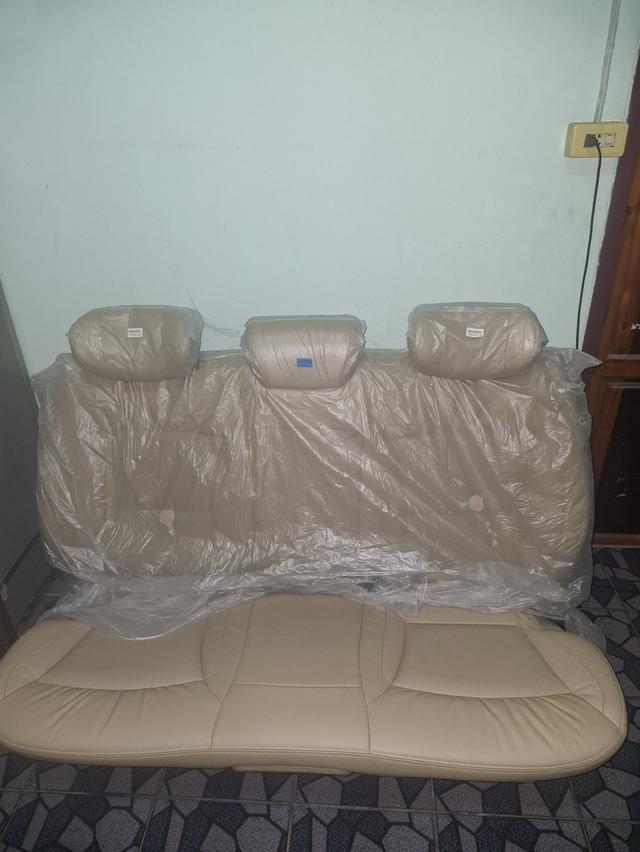 เบาะนั่งของรถยนต์ Hyundai H1