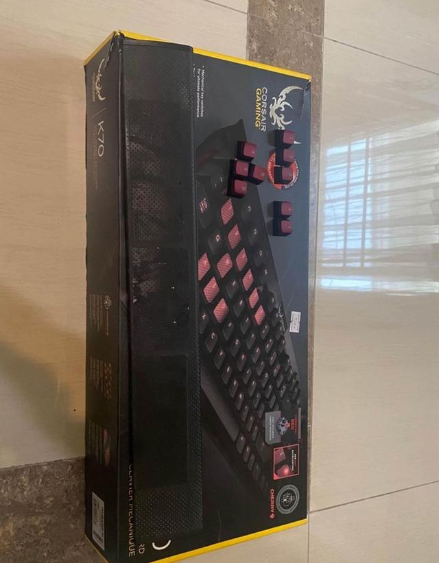 Corsair K70 Cherry Red Switch EN ล้วน 2