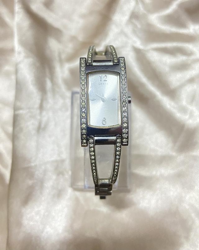 นาฬิกา guess มือสองของแท้