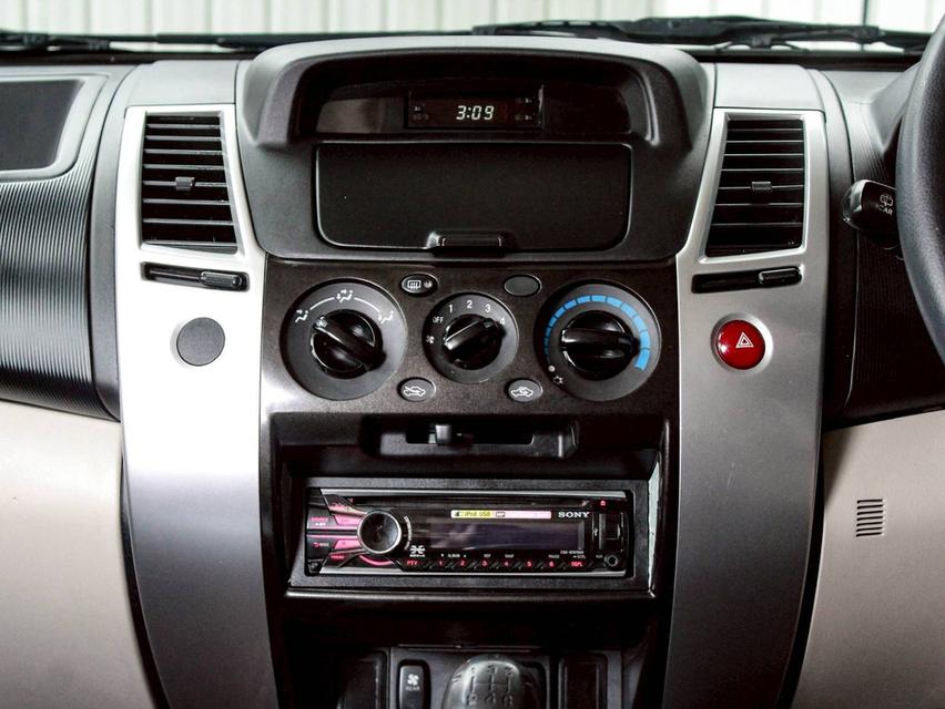 MITSUBISHI PAJERO, SPORT 2.4 GLS ปี 2014  17