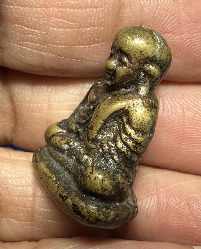 🙏รูปหล่อล.พ.เงิน พิมพ์นิยม  4