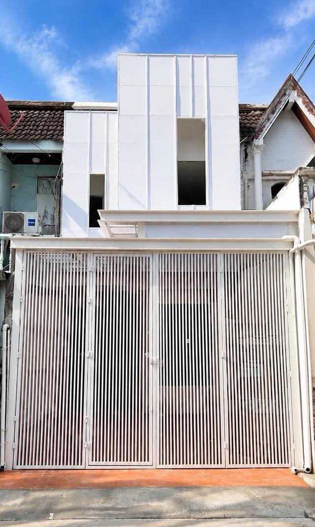 หมู่บ้านอยู่เจริญ ลาดพร้าว 101 1