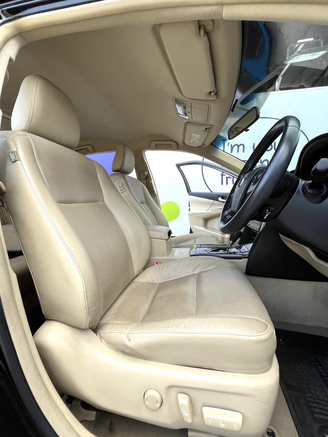 Toyota Camry 2.0 G ปี 2015 11