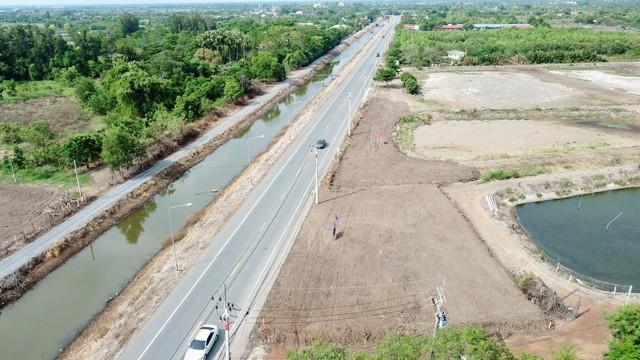 ขายที่ดินบางแก้วถมแล้วเนื้อที่ 248 ตรว. ติดถนนเลียบคลองชลประทาน ใกล้วัดสมานรัตนาราม8กม. เมืองฉะเชิงเทรา 2
