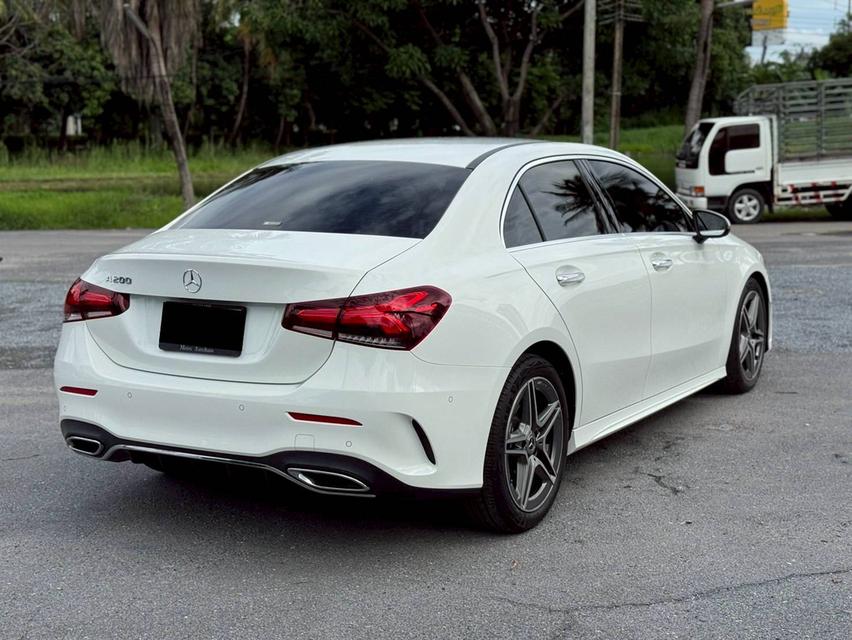 Benz A200 AMG 2022 รถสภาพป้ายแดง แต่ประหยัดไปถึง 1 ล้านบาท