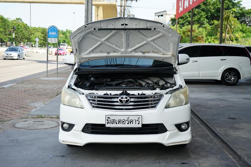 2011 TOYOTA INNOVA 2.0V 8