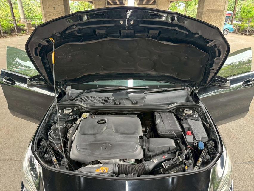 🔥รถสวยมือเดียว เครดิตดี ฟรีดาวน์ Mercedes-Benz CLA180 W117 AT ปี 2016 รูปที่ 12
