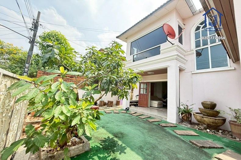 ขายบ้านเดี่ยว 2 ชั้น หมู่บ้าน เค.ซี.พาร์ควิลล์ 2  ซอยเลียบคลองสอง29 ใกล้ทางด่วนกาญจนาภิเษก 3