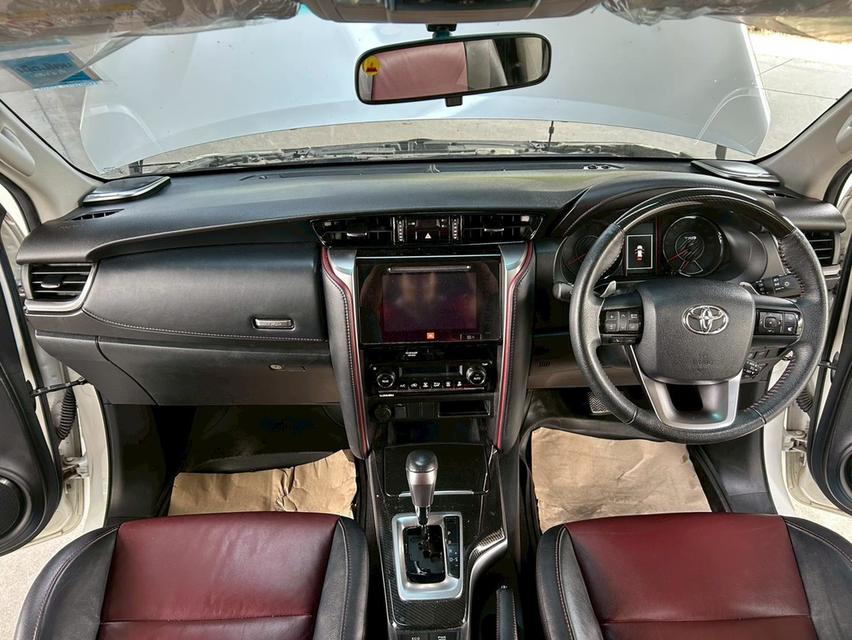 💥 รถมือสอง ราคาสุดจิ๊ด มีคนจองทุกวัน! 🚗 Toyota Fortuner 2.8 TRD Sportivo 2WD AT ปี 2018 รูปที่ 12