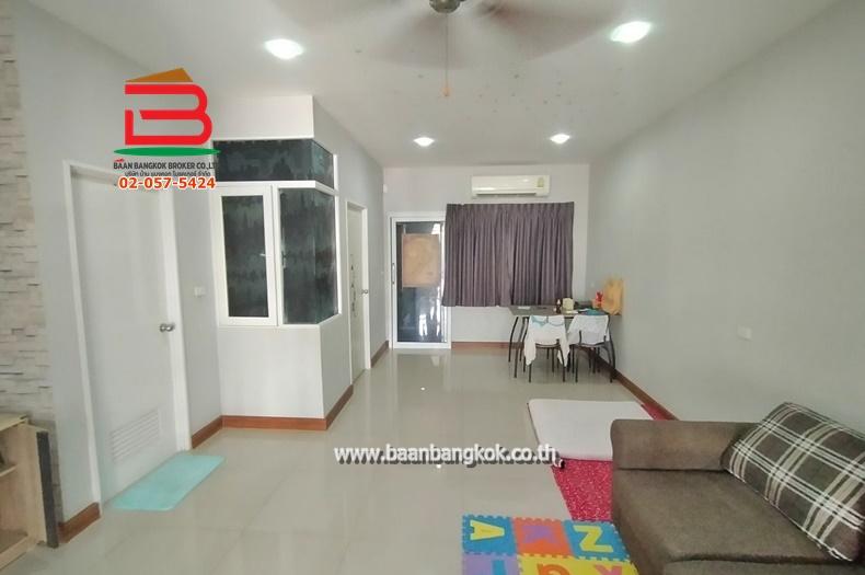 ทาวน์โฮม หลังริม โกลเด้น ทาวน์ วัชรพล-สุขาภิบาล 5 เนื้อที่ 21.7 ตรว. ใกล้บิ๊กซี สุขาภิบาล 5 ถนนสุขาภิบาล 5 แขวงออเงิน เขตสายไหม กรุงเทพมหานคร 3