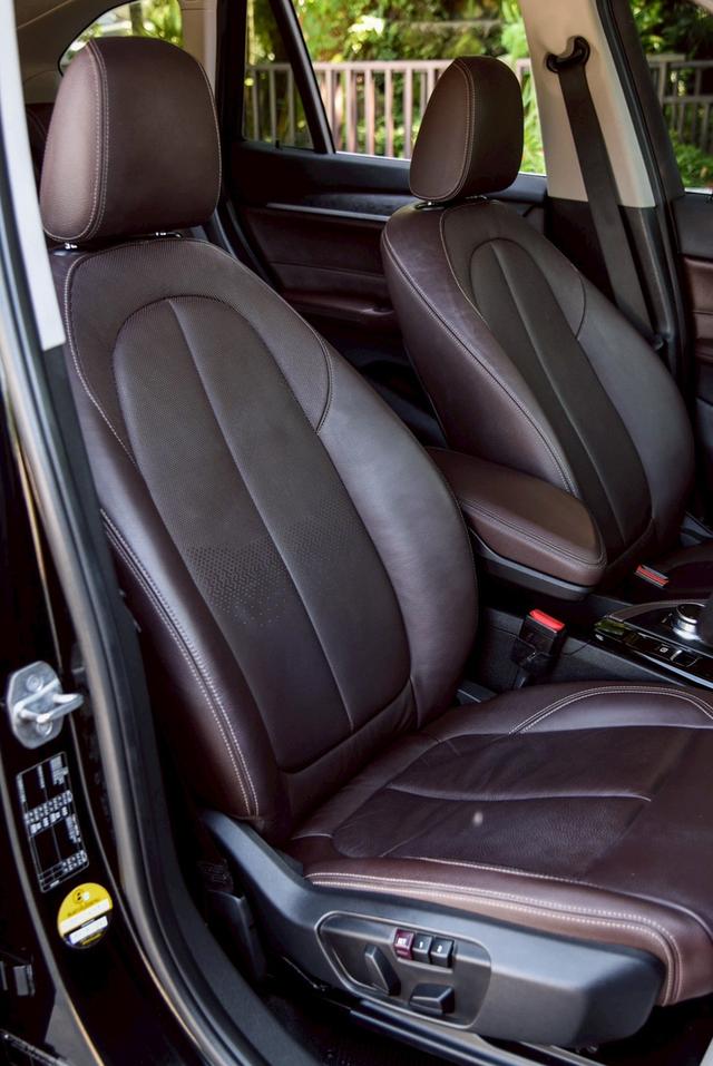 BMW X1 sDrive18d xLine F48 AT 2019 14