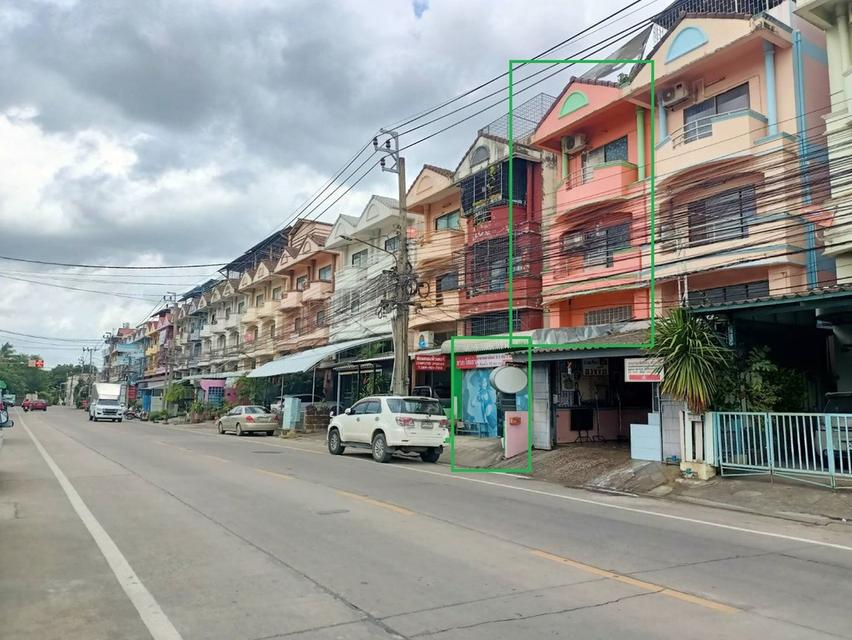 อาคารพาณิชย์ทำเลดีติดถนนสวนผัก 5