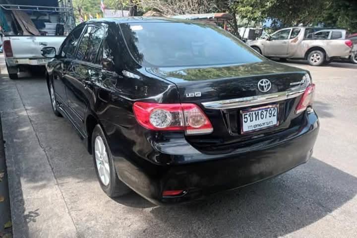 Toyota Corolla Altis 2010 สวยๆ 2