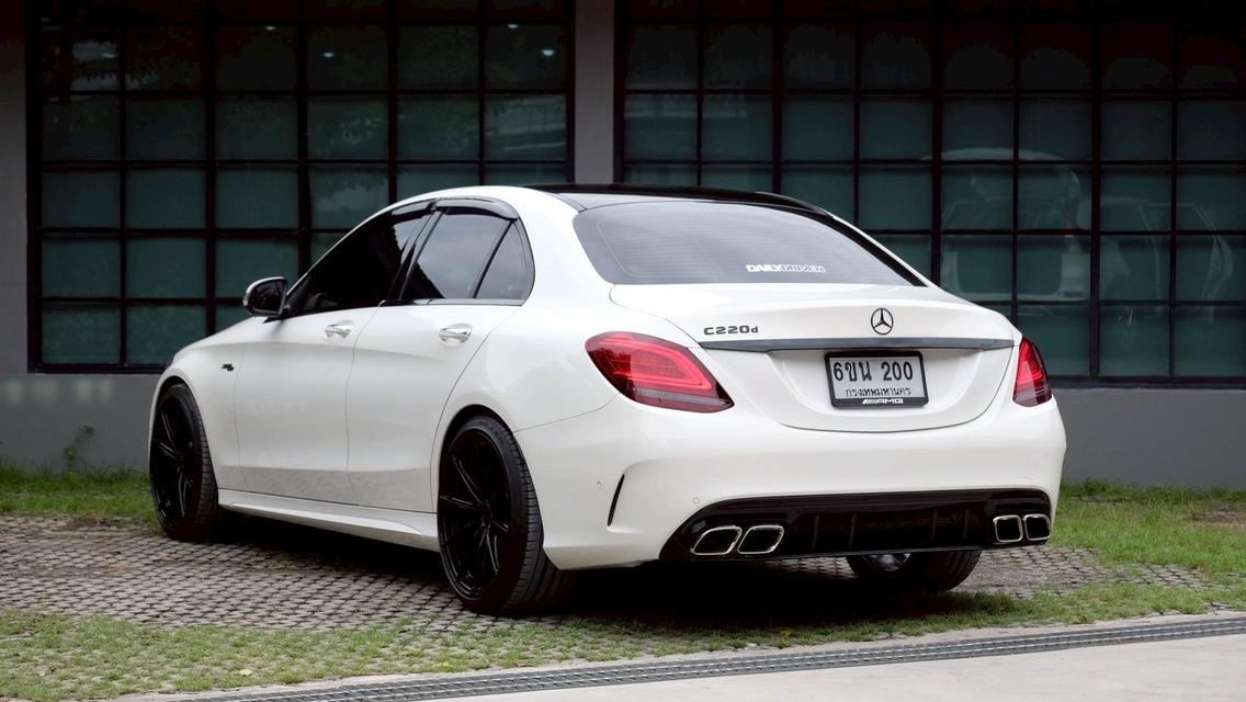 รหัสรถ KN200 BENZ C-CLASS C220d AMG DYNAMIC โฉม W205