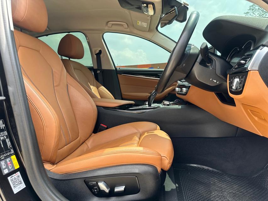 รหัสรถ PAT965 BMW 530e Elite (G30) สีดำ ปี2019 8