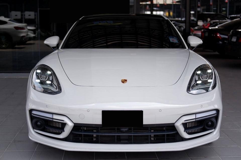 Porsche Panamera 4 E-Hybrid PlatinumEdition 2023$ ราคาพิเศษเพียง 5,690,000 บาท เท่านั้น!•เลขไมล์เพียง 16,xxx KM รูปที่ 5