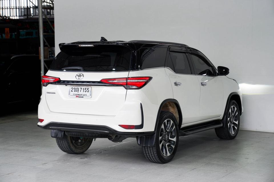 2021 TOYOTA FORTUNER 2.4 LEGENDER AT รูปย่อยที่ 4