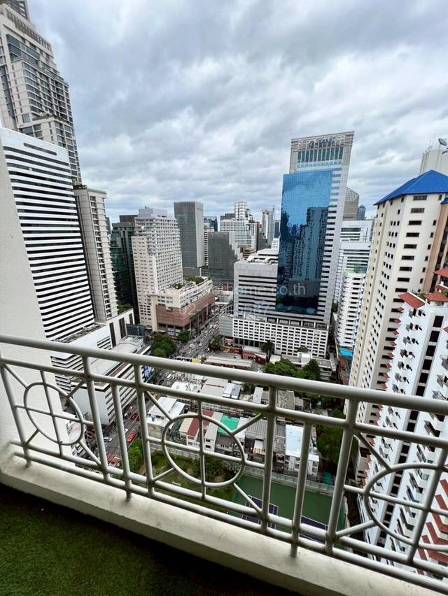 คอนโดอโศก เพลส ถนนอโศกมนตรี แขวงคลองเตยเหนือ เขตวัฒนา กรุงเทพมหานคร 11