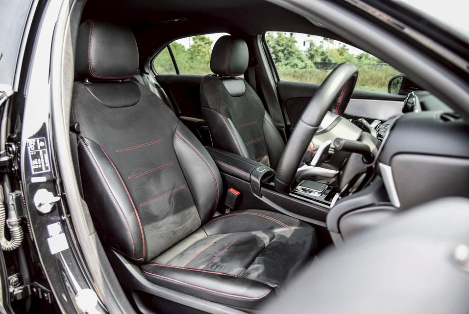 รหัสรถ CBL973 Mercedes-Benz A200 1.3 AMG Dynamic  AT 2020 10